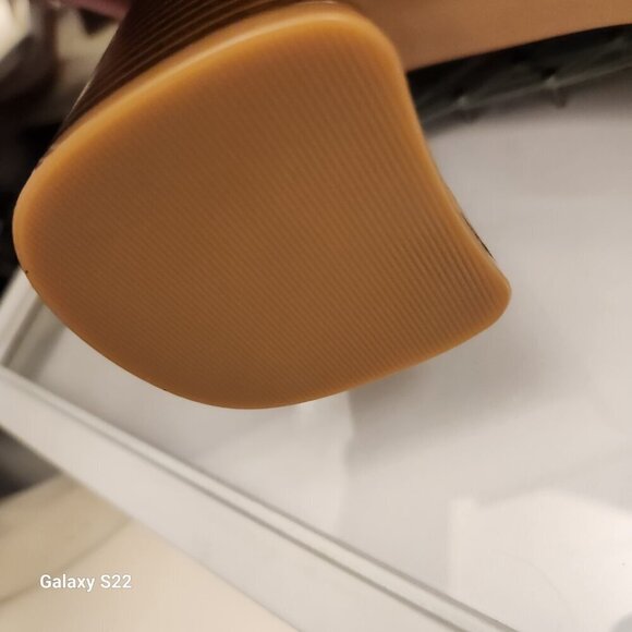 GUESS "Danca" Platform Booties. NIB. Size: various - Picture 8 of 12